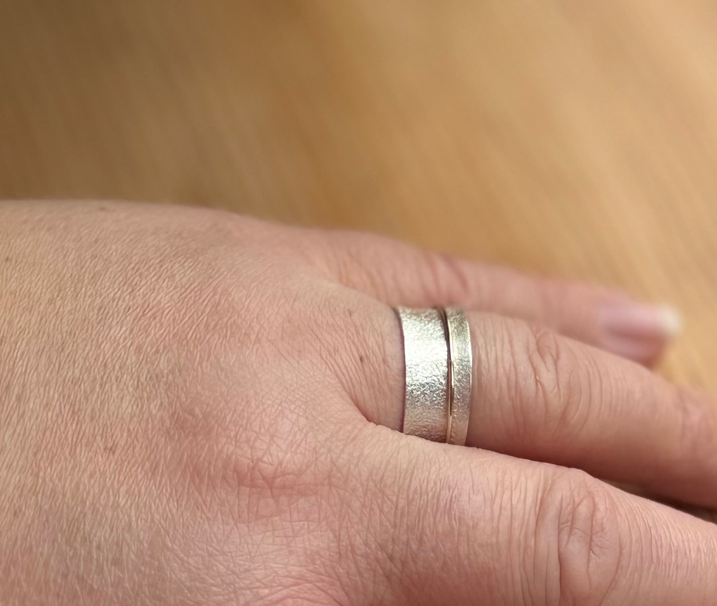 Spinner fidget silver wide ring band with 9ct gold thin band