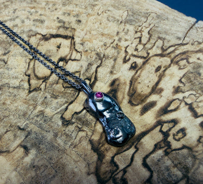 Alchemy Silver necklace-Molten silver with rhodolite garnet