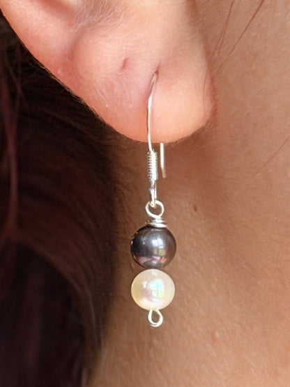2 colour pearl drop earrings