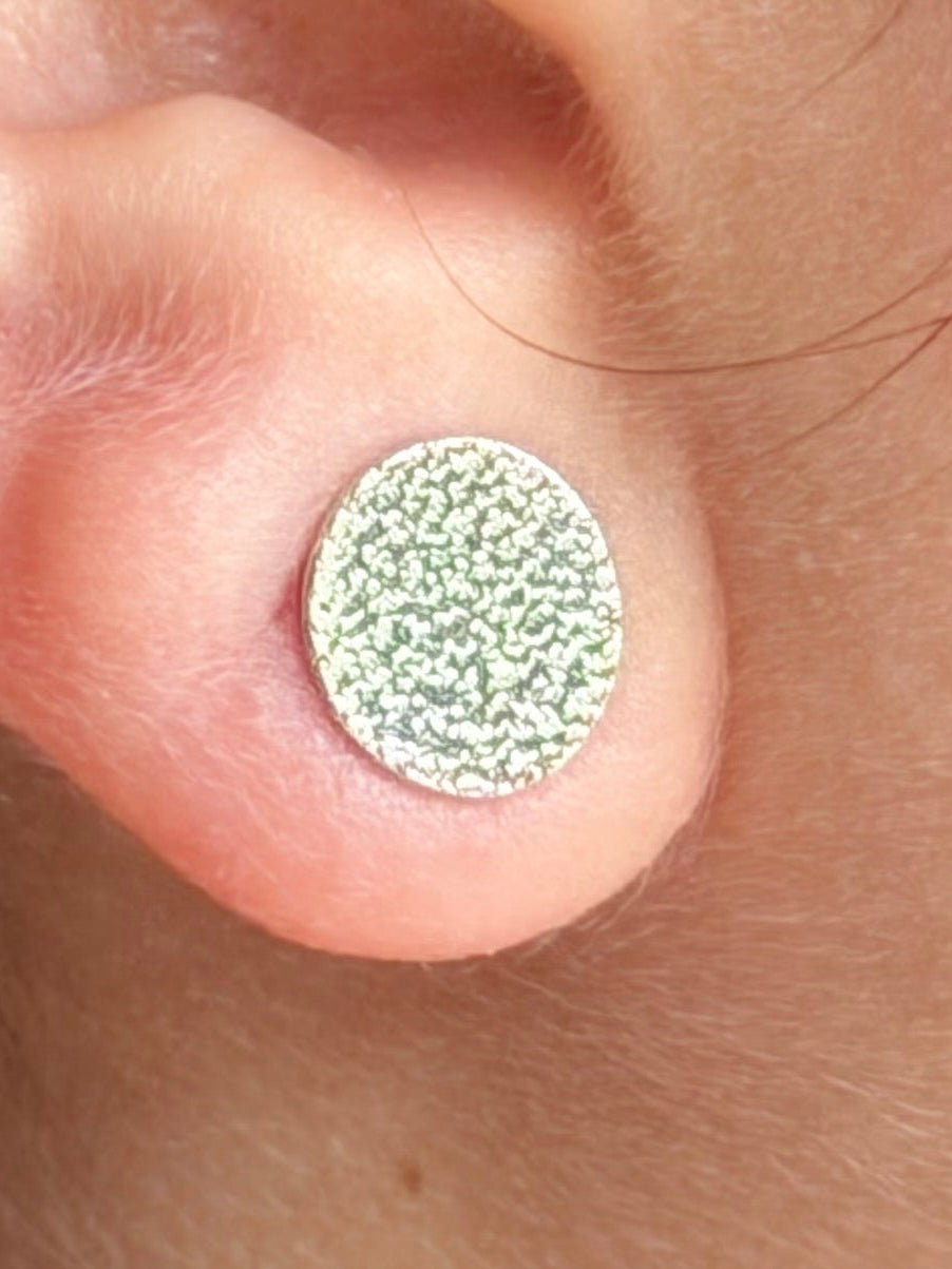 Round silver frosted studs small