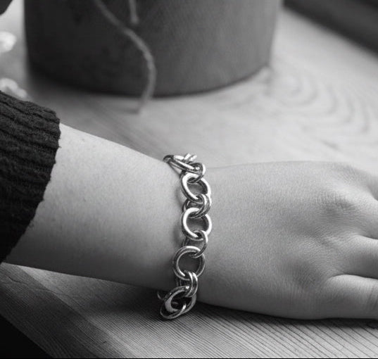 Silver chunky alternate link bracelet