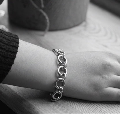 Silver chunky alternate link bracelet